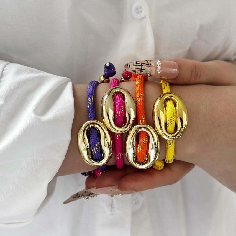 Body Jewelry Nose - 1 ชิ้น สร้อยข้อมือแฟชั่นหลากสีรูปจมูกหมู ปรับขนาดได้ สายถักสีสันสดใส